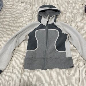 Lululemon scuba hoody 2 generation size 8